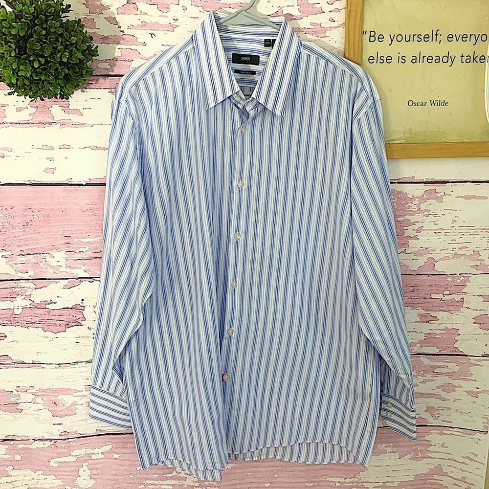 HUGO BOSS Men's Blue Striped Button Down Shirt Neck 17